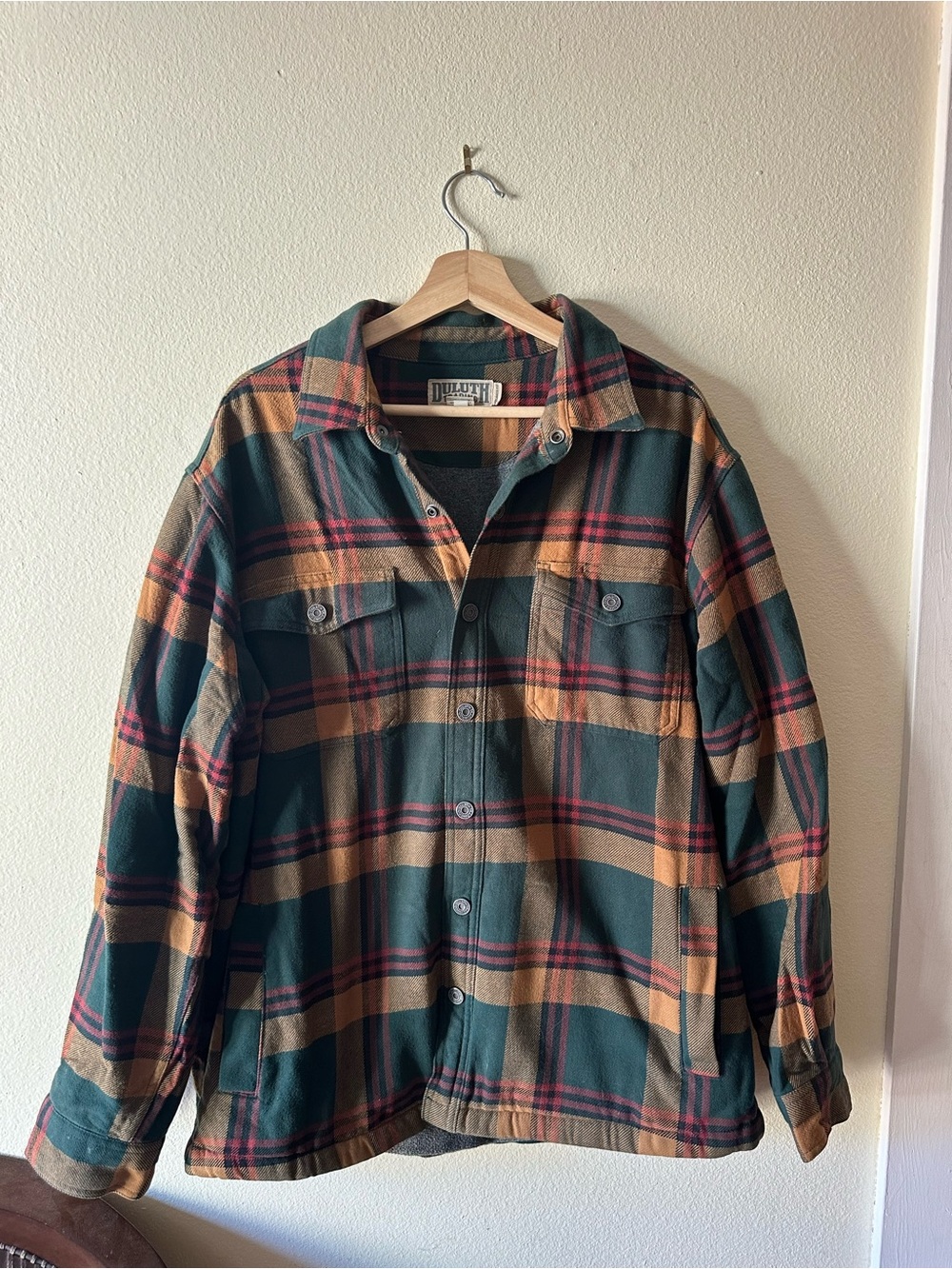 Duluth Trading Co Green & Tan Plaid Men's Button-Up Shirt Jacket